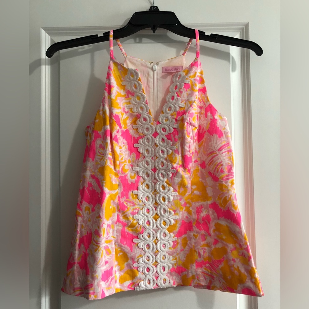 Lilly Pulitzer zip up tank top- size 2.